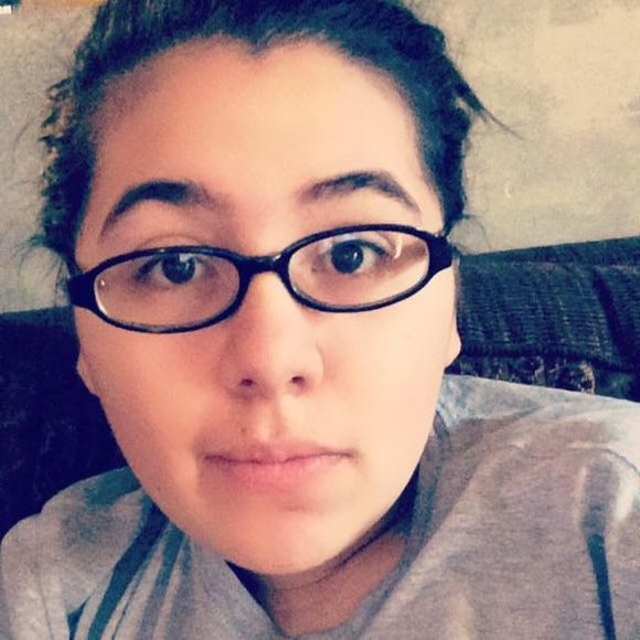 Meet your Posher, Sarah - Picture 1 of 1